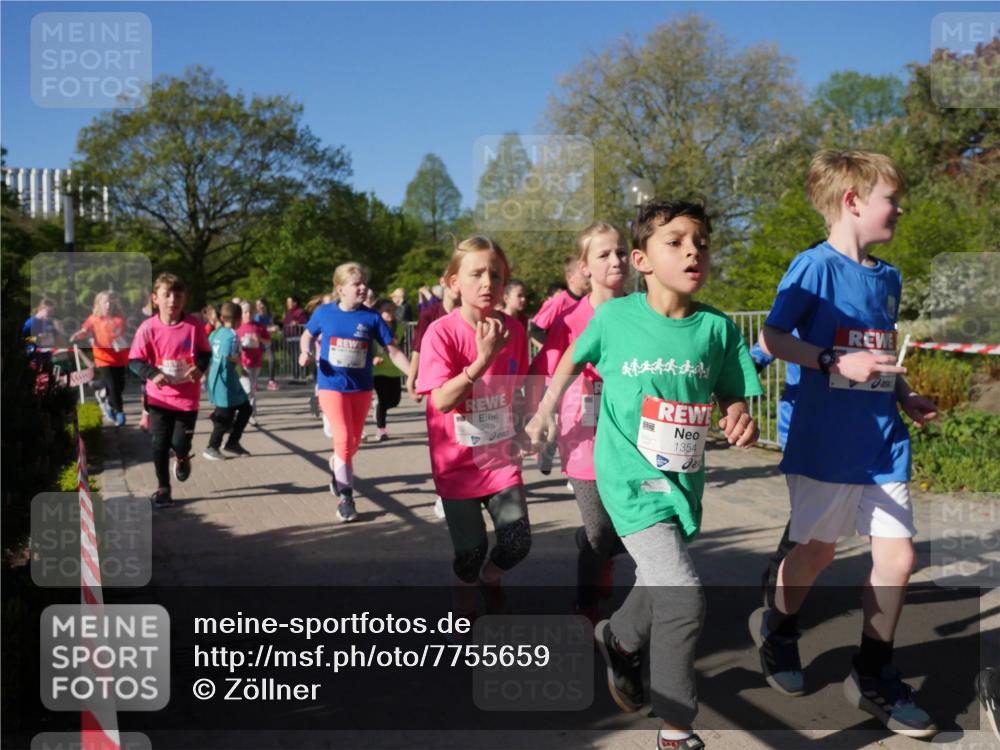 25.04.2025 - Das Zehntel Zöllner http://msf.ph/oto/7755659 26.04.2025 08:47:53 Laufen 3410, 1354 meine-sportfotos.de