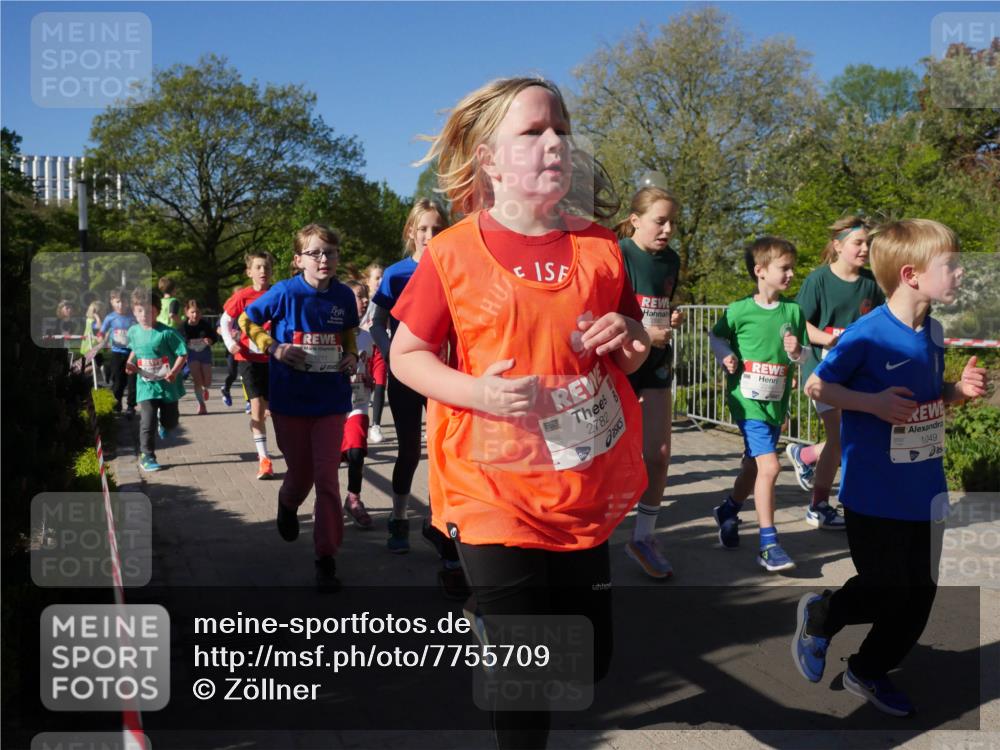 25.04.2025 - Das Zehntel Zöllner http://msf.ph/oto/7755709 26.04.2025 08:47:58 Laufen 1211, 2390, 2782, 1049 meine-sportfotos.de