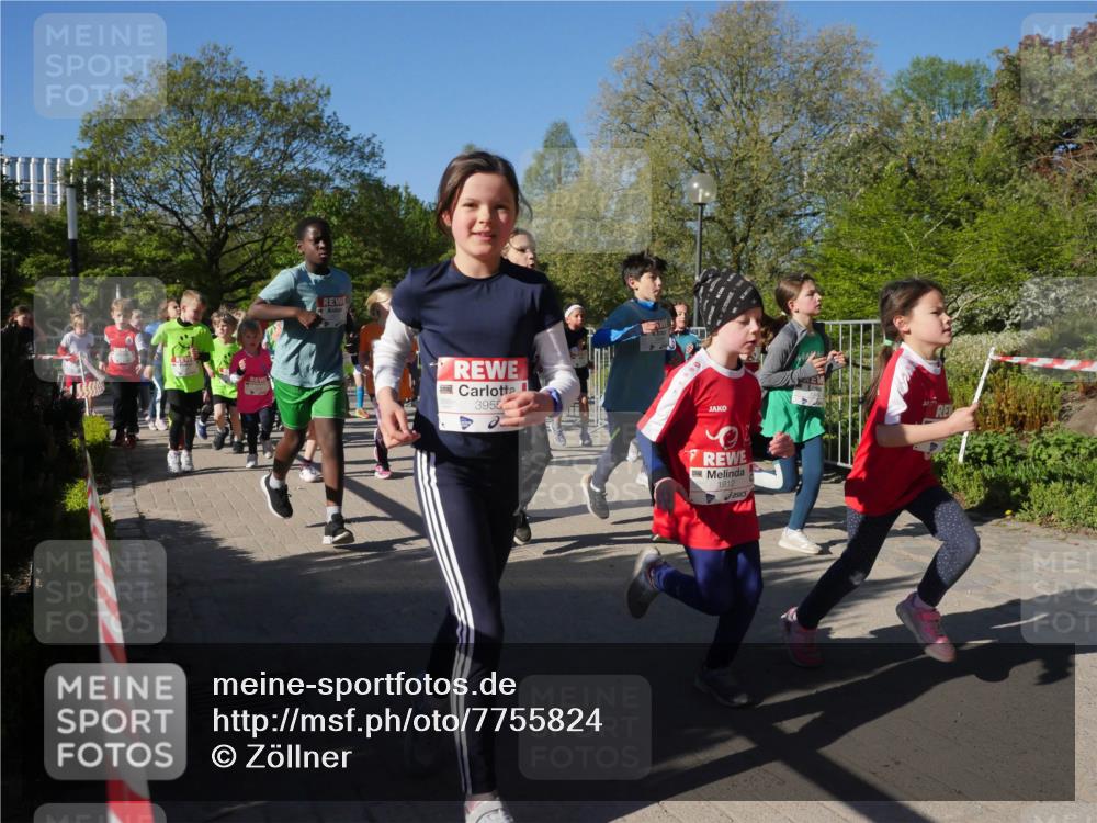 25.04.2025 - Das Zehntel Zöllner http://msf.ph/oto/7755824 26.04.2025 08:48:09 Laufen 3955, 1912 meine-sportfotos.de