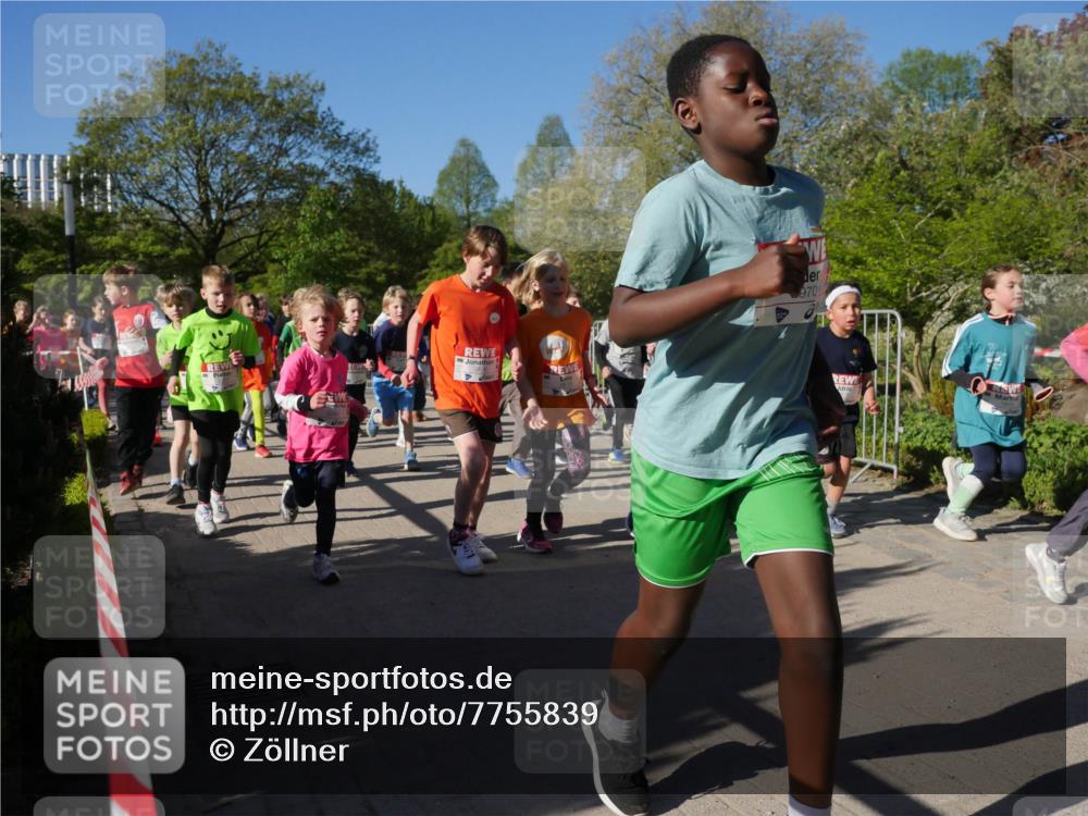 25.04.2025 - Das Zehntel Zöllner http://msf.ph/oto/7755839 26.04.2025 08:48:10 Laufen 970 meine-sportfotos.de