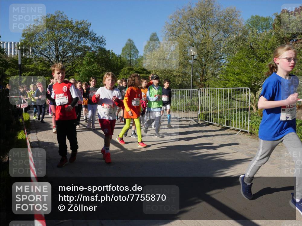 25.04.2025 - Das Zehntel Zöllner http://msf.ph/oto/7755870 26.04.2025 08:48:13 Laufen  meine-sportfotos.de