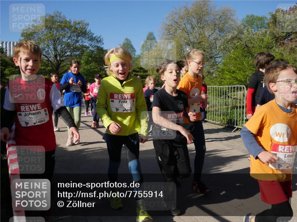 25.04.2025 - Das Zehntel Zöllner http://msf.ph/oto/7755914 26.04.2025 08:48:18 Laufen 3859, 3830, 3629 meine-sportfotos.de