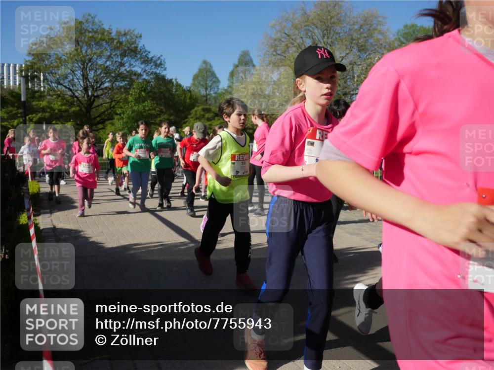 25.04.2025 - Das Zehntel Zöllner http://msf.ph/oto/7755943 26.04.2025 08:48:20 Laufen  meine-sportfotos.de
