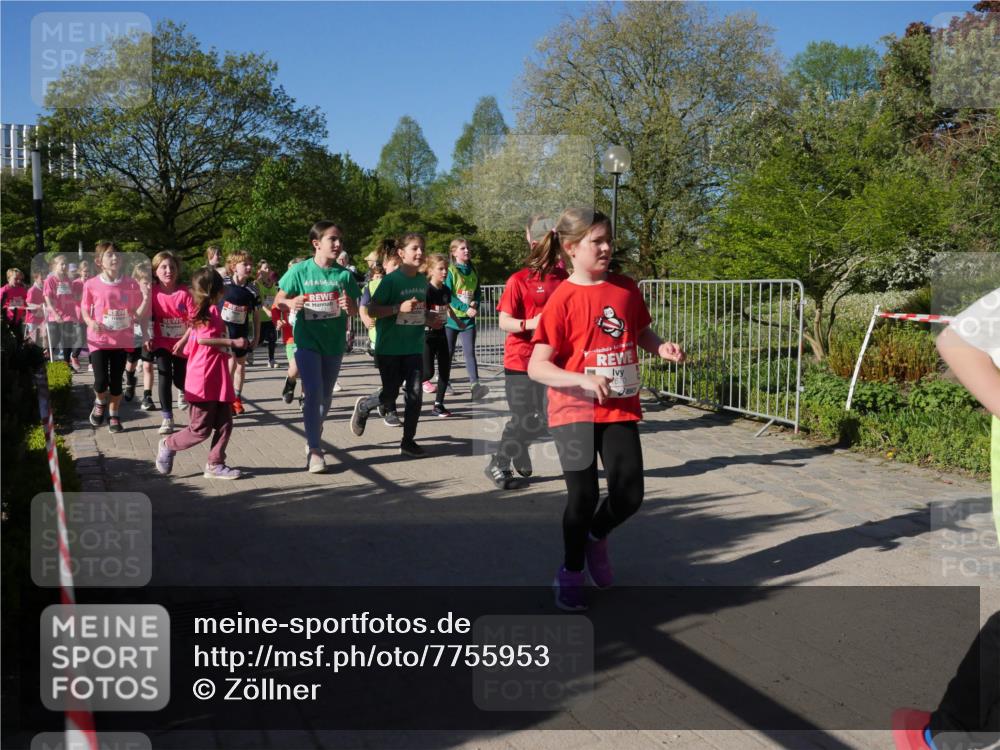 25.04.2025 - Das Zehntel Zöllner http://msf.ph/oto/7755953 26.04.2025 08:48:21 Laufen  meine-sportfotos.de