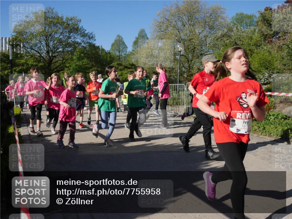 25.04.2025 - Das Zehntel Zöllner http://msf.ph/oto/7755958 26.04.2025 08:48:22 Laufen 1670 meine-sportfotos.de