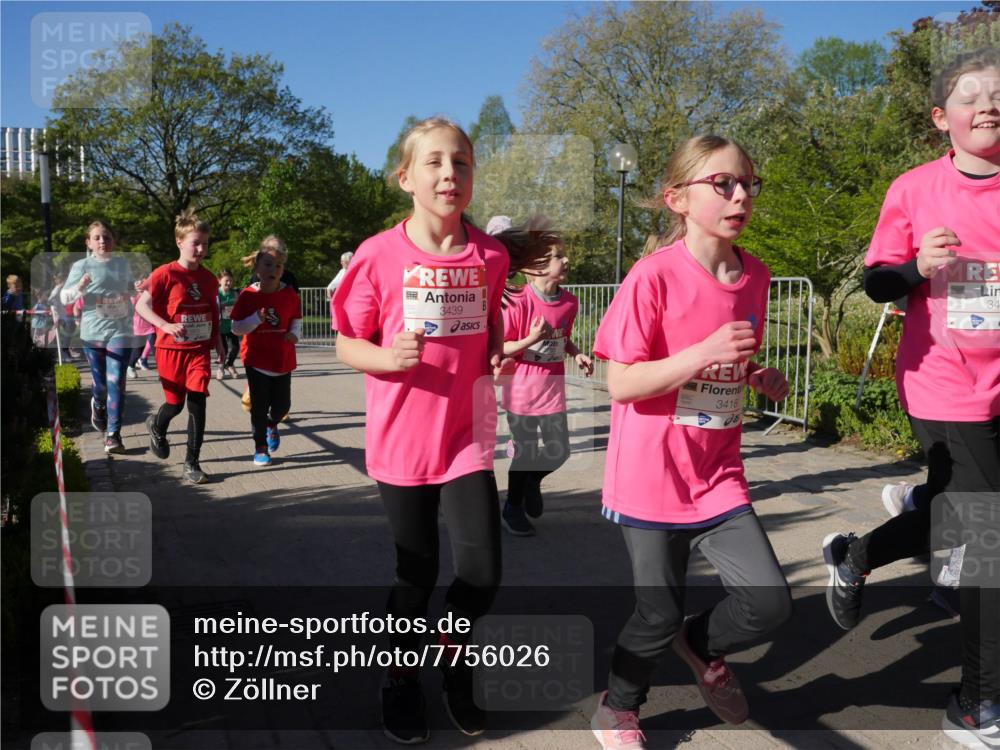 25.04.2025 - Das Zehntel Zöllner http://msf.ph/oto/7756026 26.04.2025 08:48:28 Laufen 3439, 3416, 34 meine-sportfotos.de