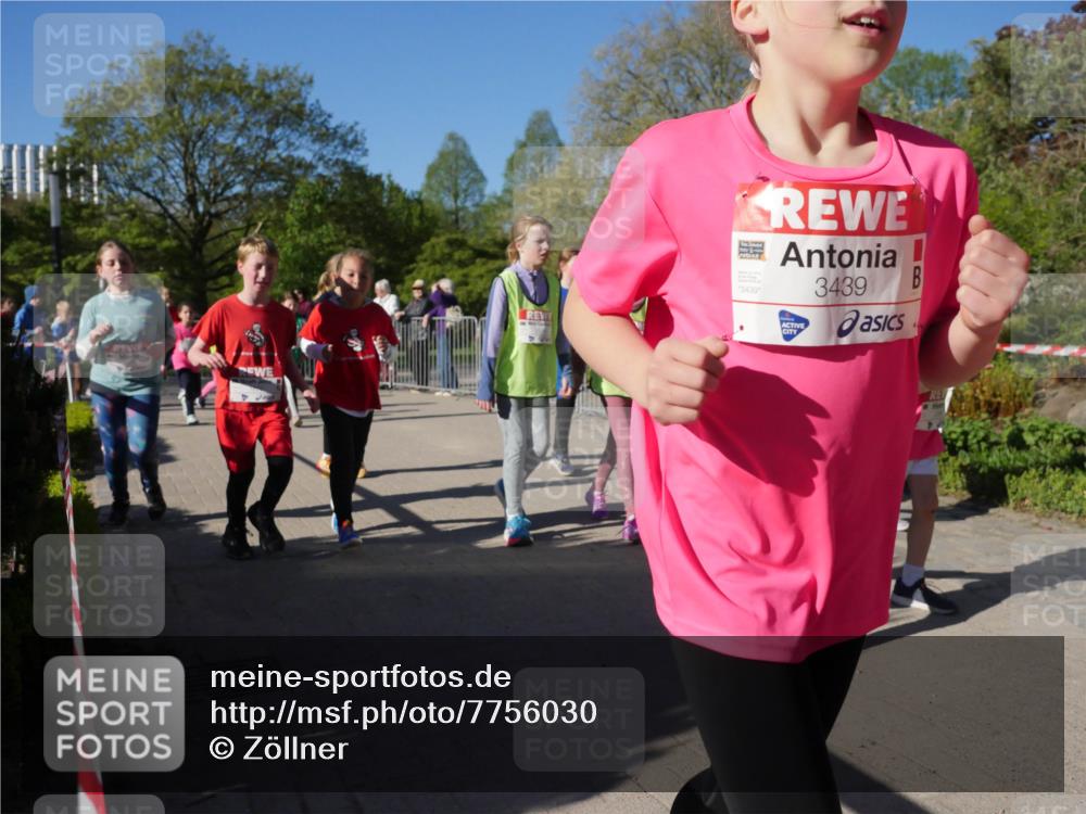 25.04.2025 - Das Zehntel Zöllner http://msf.ph/oto/7756030 26.04.2025 08:48:28 Laufen 3439, 3439 meine-sportfotos.de