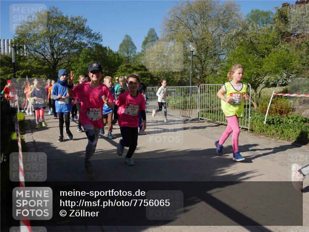 25.04.2025 - Das Zehntel Zöllner http://msf.ph/oto/7756065 26.04.2025 08:48:32 Laufen 3505 meine-sportfotos.de