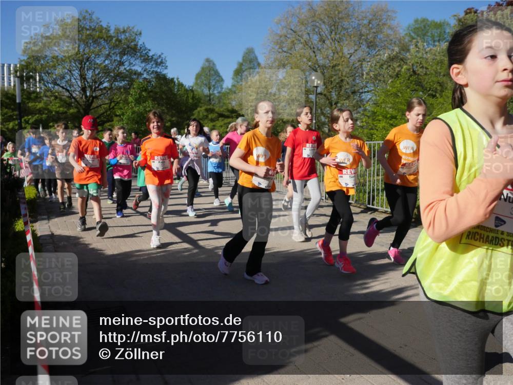 25.04.2025 - Das Zehntel Zöllner http://msf.ph/oto/7756110 26.04.2025 08:48:36 Laufen  meine-sportfotos.de