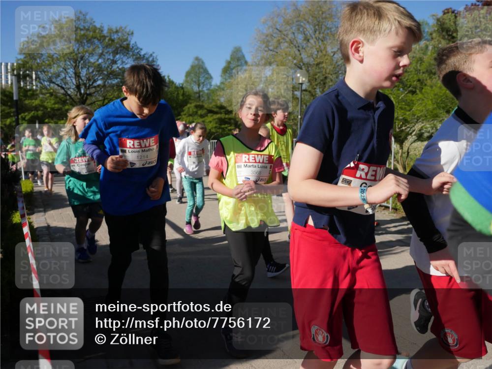 25.04.2025 - Das Zehntel Zöllner http://msf.ph/oto/7756172 26.04.2025 08:48:41 Laufen 1214, 3568, 202 meine-sportfotos.de