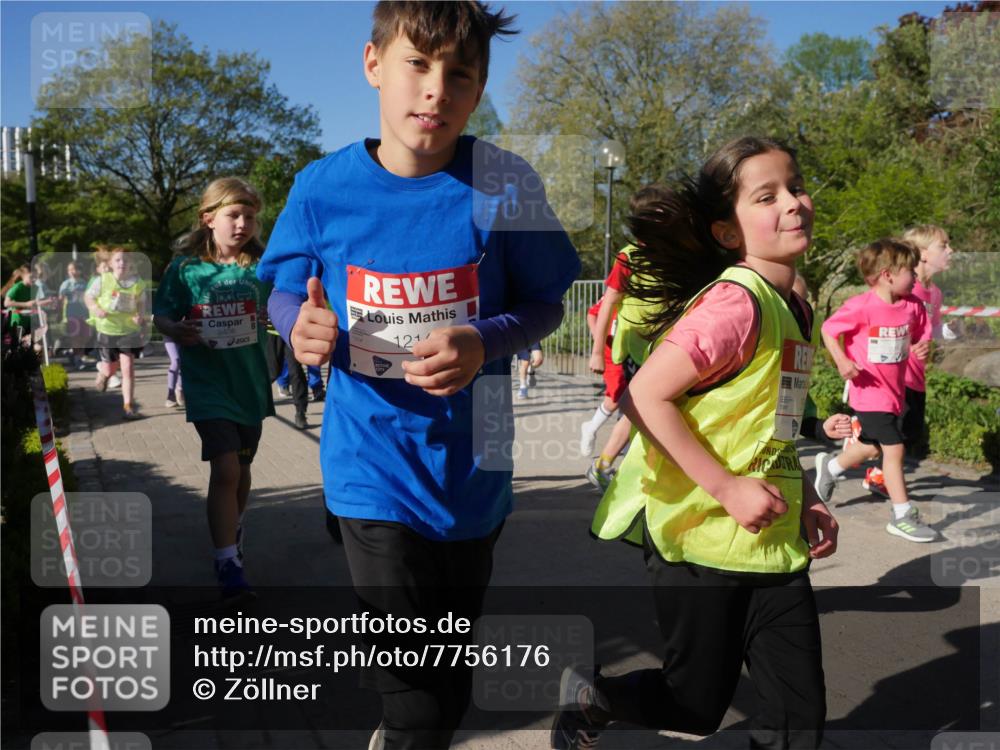 25.04.2025 - Das Zehntel Zöllner http://msf.ph/oto/7756176 26.04.2025 08:48:42 Laufen 2456, 1214, 121 meine-sportfotos.de