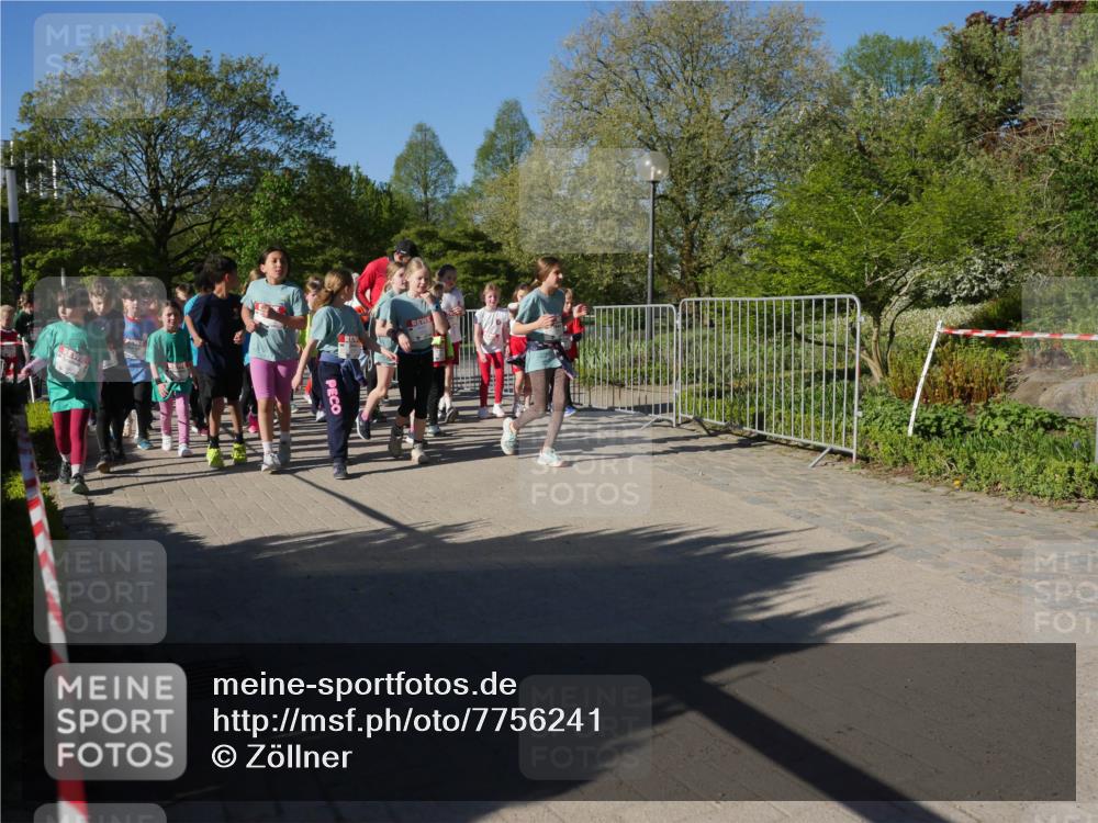 25.04.2025 - Das Zehntel Zöllner http://msf.ph/oto/7756241 26.04.2025 08:48:47 Laufen  meine-sportfotos.de