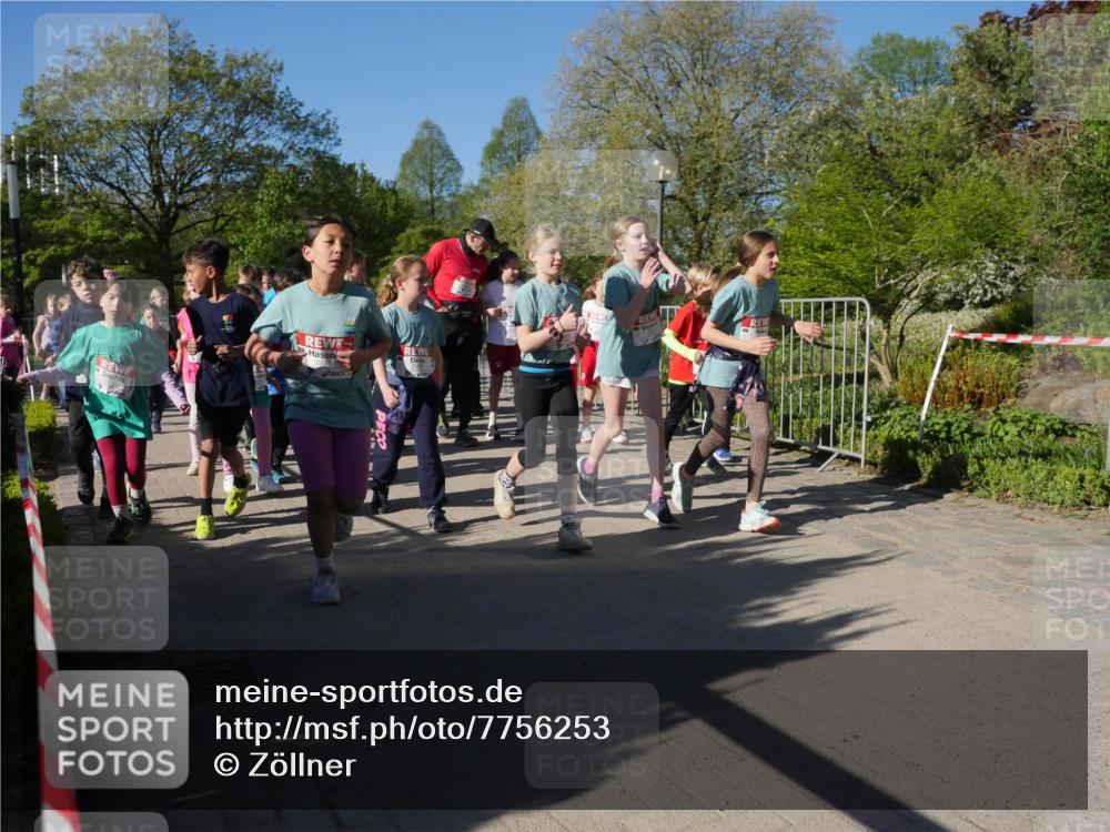 25.04.2025 - Das Zehntel Zöllner http://msf.ph/oto/7756253 26.04.2025 08:48:49 Laufen  meine-sportfotos.de