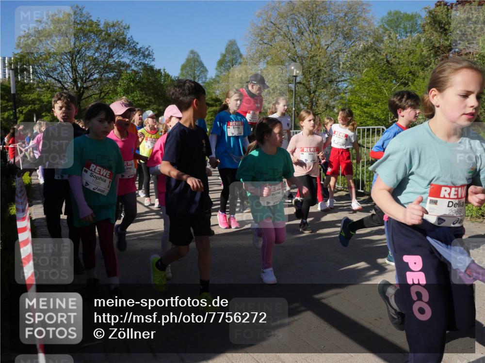 25.04.2025 - Das Zehntel Zöllner http://msf.ph/oto/7756272 26.04.2025 08:48:50 Laufen  meine-sportfotos.de