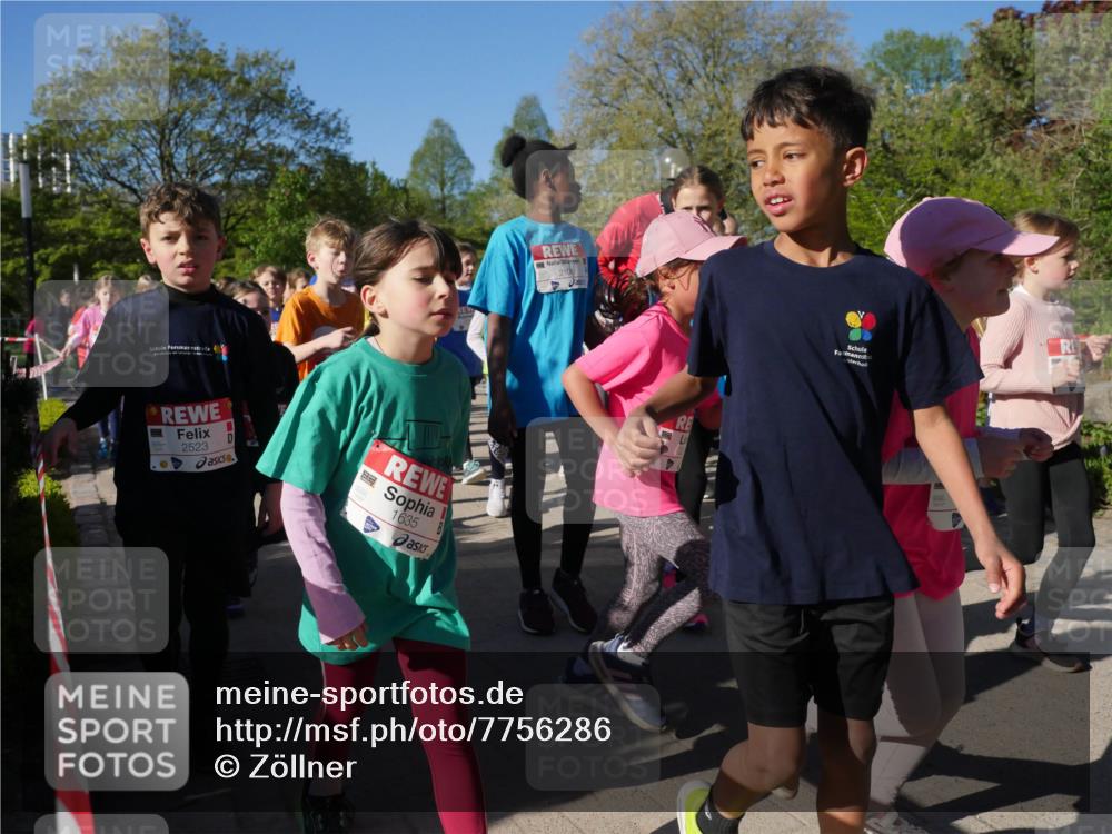 25.04.2025 - Das Zehntel Zöllner http://msf.ph/oto/7756286 26.04.2025 08:48:51 Laufen 2523, 1635, 2106 meine-sportfotos.de