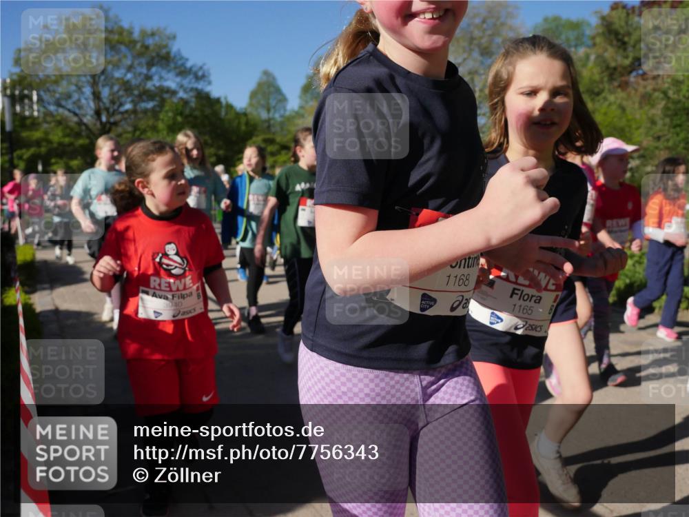 25.04.2025 - Das Zehntel Zöllner http://msf.ph/oto/7756343 26.04.2025 08:48:56 Laufen 3940, 1168, 1165 meine-sportfotos.de