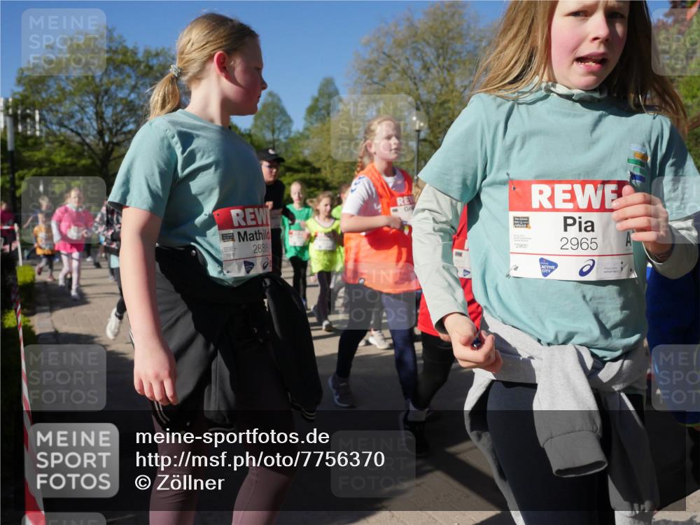 25.04.2025 - Das Zehntel Zöllner http://msf.ph/oto/7756370 26.04.2025 08:48:59 Laufen 2888, 2965, 2965, 01795875471 meine-sportfotos.de