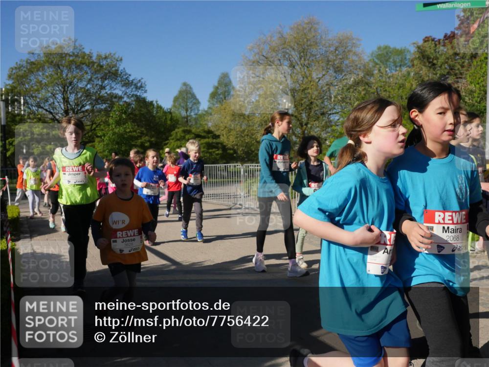 25.04.2025 - Das Zehntel Zöllner http://msf.ph/oto/7756422 26.04.2025 08:49:03 Laufen 3628, 2068 meine-sportfotos.de