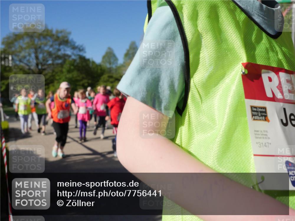 25.04.2025 - Das Zehntel Zöllner http://msf.ph/oto/7756441 26.04.2025 08:49:05 Laufen 3147 meine-sportfotos.de
