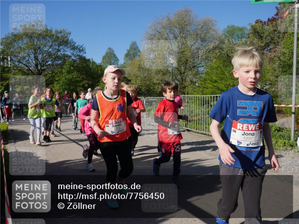 25.04.2025 - Das Zehntel Zöllner http://msf.ph/oto/7756450 26.04.2025 08:49:06 Laufen 2762, 1397 meine-sportfotos.de