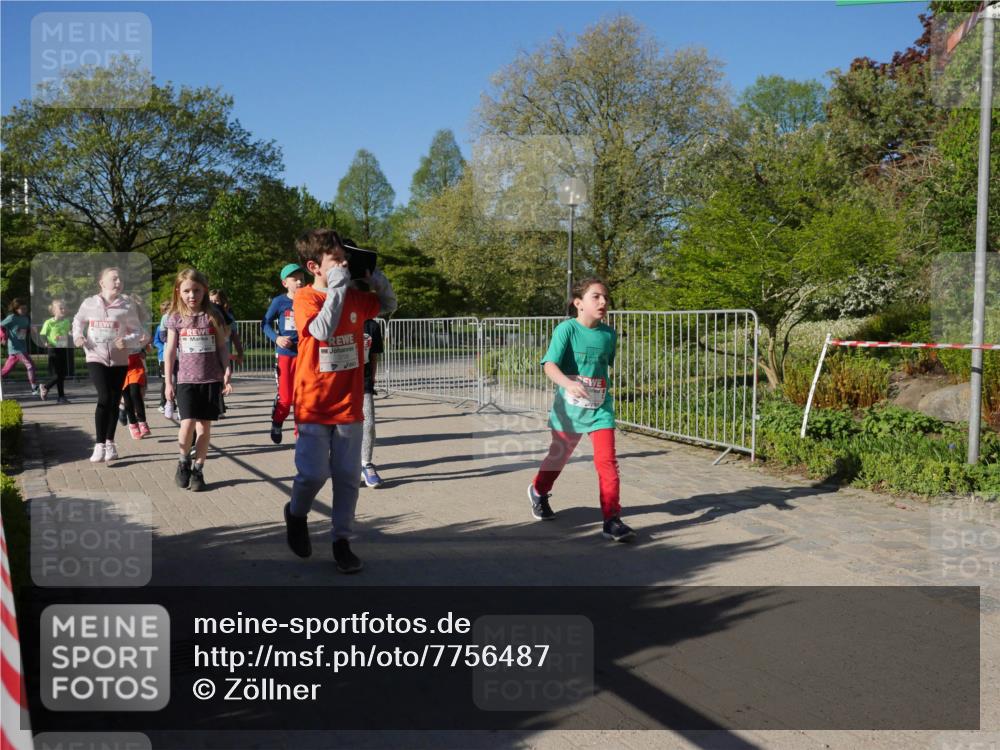 25.04.2025 - Das Zehntel Zöllner http://msf.ph/oto/7756487 26.04.2025 08:49:09 Laufen  meine-sportfotos.de