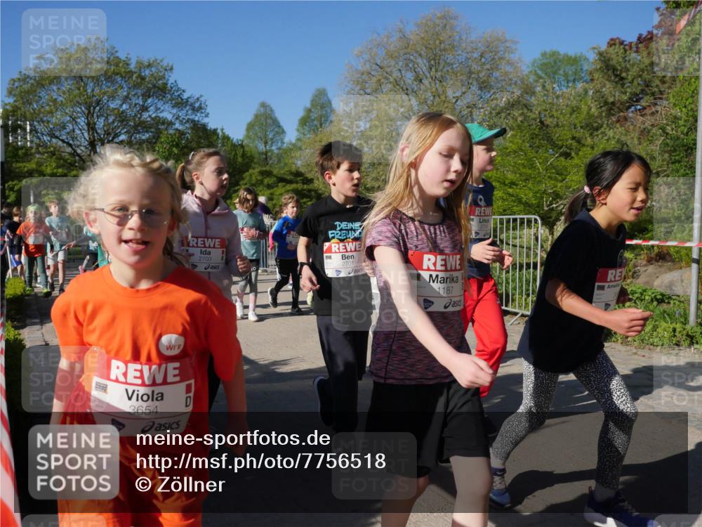 25.04.2025 - Das Zehntel Zöllner http://msf.ph/oto/7756518 26.04.2025 08:49:12 Laufen 3654, 2703, 2701, 1187, 2704 meine-sportfotos.de
