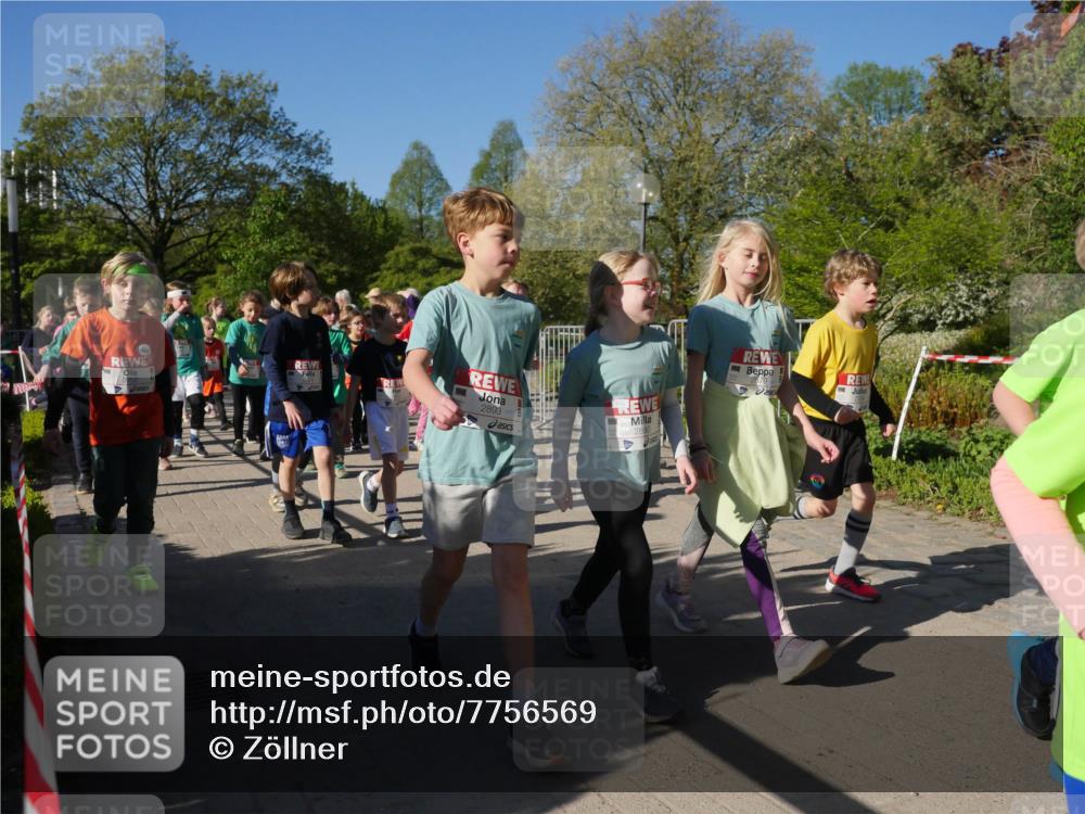 25.04.2025 - Das Zehntel Zöllner http://msf.ph/oto/7756569 26.04.2025 08:49:17 Laufen 2893, 2880 meine-sportfotos.de