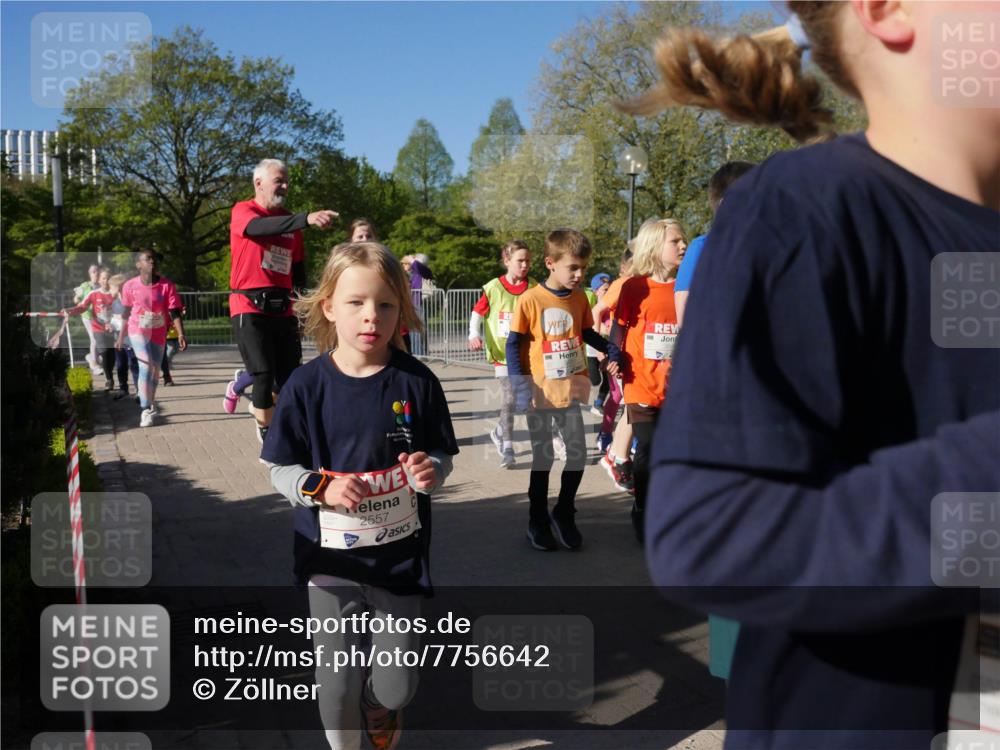 25.04.2025 - Das Zehntel Zöllner http://msf.ph/oto/7756642 26.04.2025 08:49:23 Laufen 2557 meine-sportfotos.de