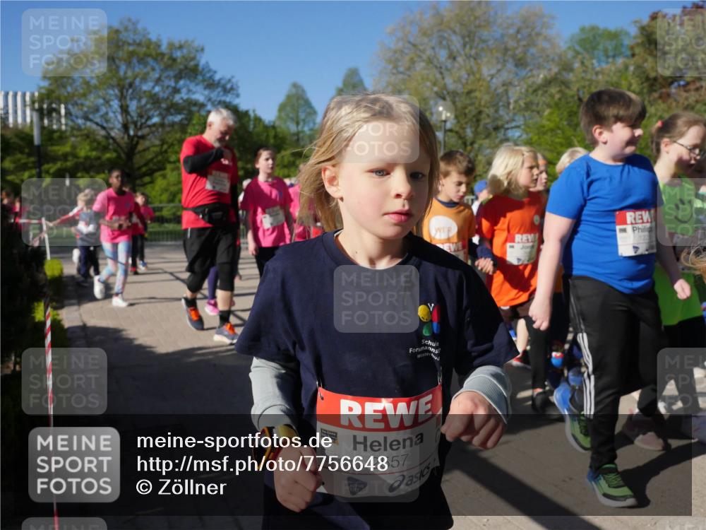 25.04.2025 - Das Zehntel Zöllner http://msf.ph/oto/7756648 26.04.2025 08:49:24 Laufen 2557, 2557 meine-sportfotos.de