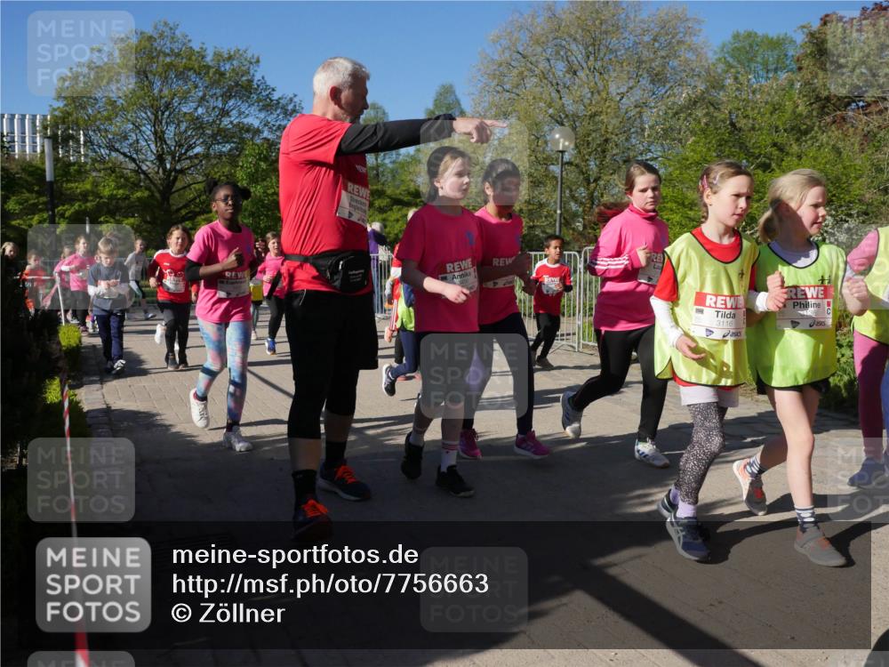 25.04.2025 - Das Zehntel Zöllner http://msf.ph/oto/7756663 26.04.2025 08:49:25 Laufen 3116, 136 meine-sportfotos.de