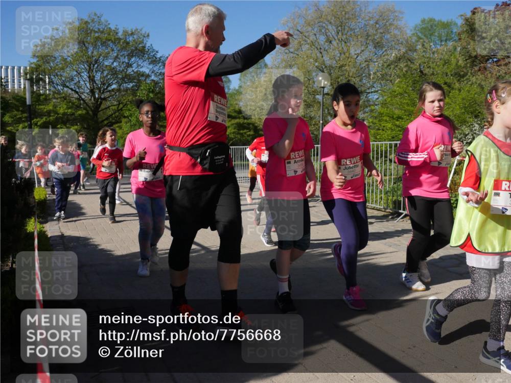 25.04.2025 - Das Zehntel Zöllner http://msf.ph/oto/7756668 26.04.2025 08:49:25 Laufen 3440, 774 meine-sportfotos.de