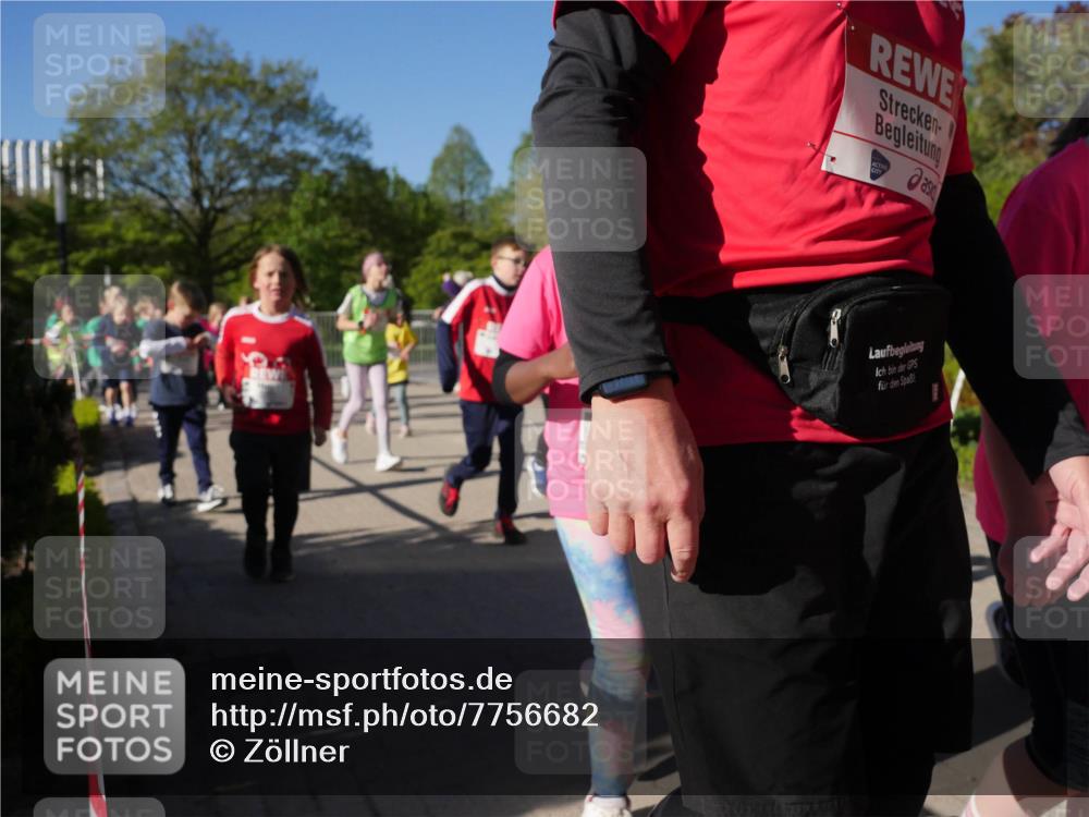 25.04.2025 - Das Zehntel Zöllner http://msf.ph/oto/7756682 26.04.2025 08:49:27 Laufen  meine-sportfotos.de