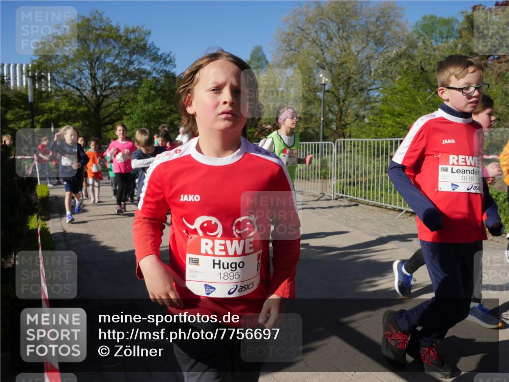 25.04.2025 - Das Zehntel Zöllner http://msf.ph/oto/7756697 26.04.2025 08:49:28 Laufen 1895, 1895, 1918 meine-sportfotos.de