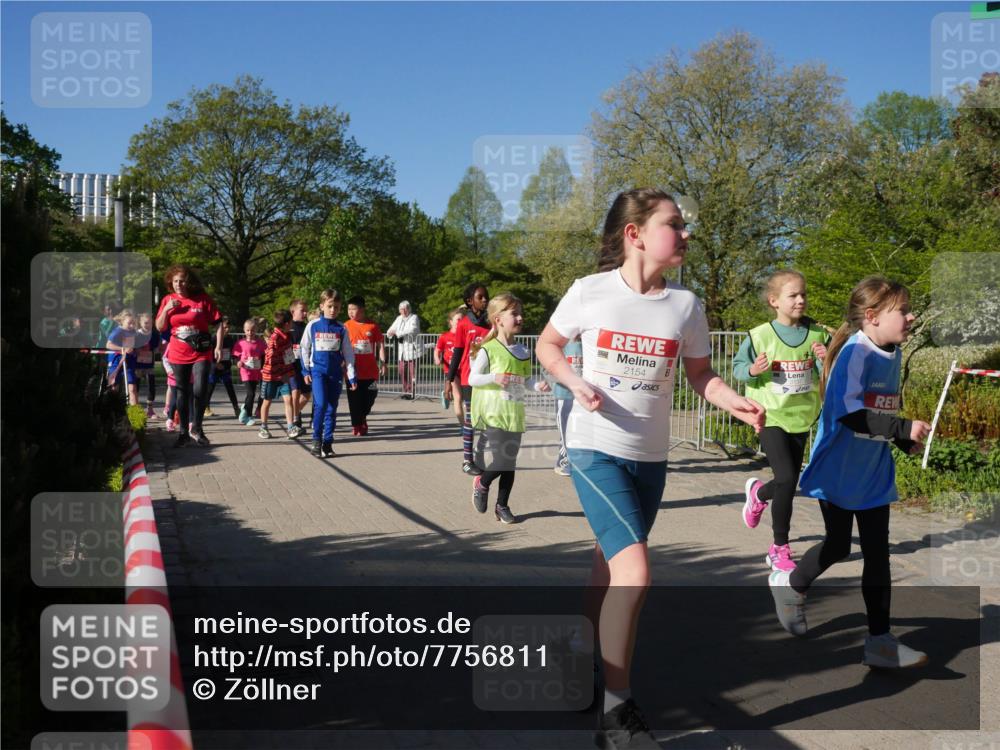 25.04.2025 - Das Zehntel Zöllner http://msf.ph/oto/7756811 26.04.2025 08:49:38 Laufen 2154 meine-sportfotos.de