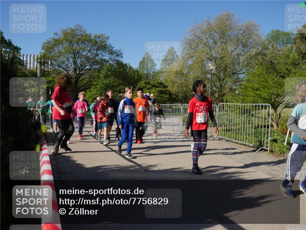 25.04.2025 - Das Zehntel Zöllner http://msf.ph/oto/7756829 26.04.2025 08:49:39 Laufen  meine-sportfotos.de
