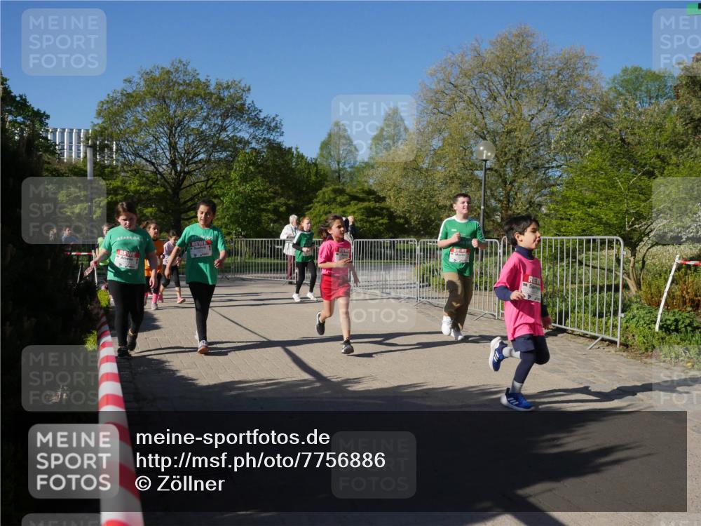25.04.2025 - Das Zehntel Zöllner http://msf.ph/oto/7756886 26.04.2025 08:49:45 Laufen  meine-sportfotos.de