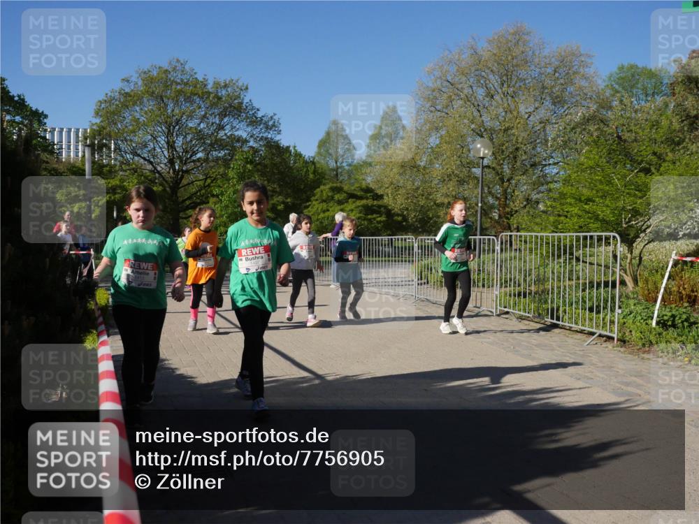 25.04.2025 - Das Zehntel Zöllner http://msf.ph/oto/7756905 26.04.2025 08:49:47 Laufen 1415 meine-sportfotos.de