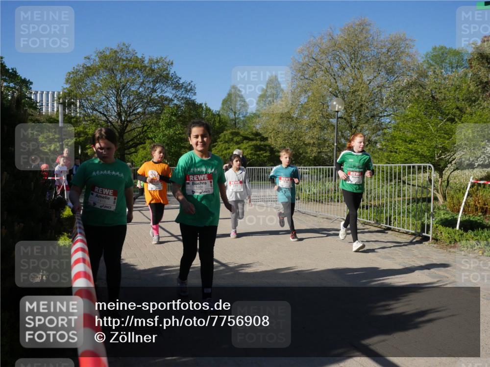 25.04.2025 - Das Zehntel Zöllner http://msf.ph/oto/7756908 26.04.2025 08:49:48 Laufen 1415, 1407 meine-sportfotos.de