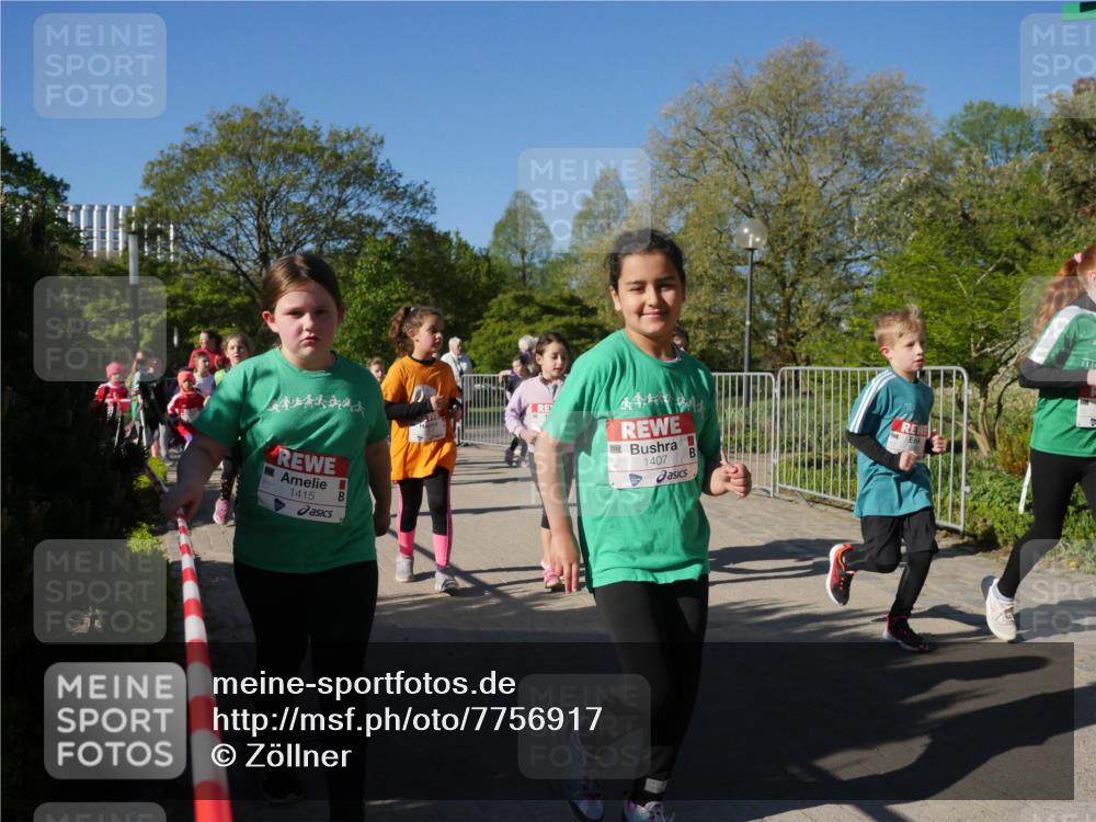 25.04.2025 - Das Zehntel Zöllner http://msf.ph/oto/7756917 26.04.2025 08:49:48 Laufen 1415, 1407 meine-sportfotos.de