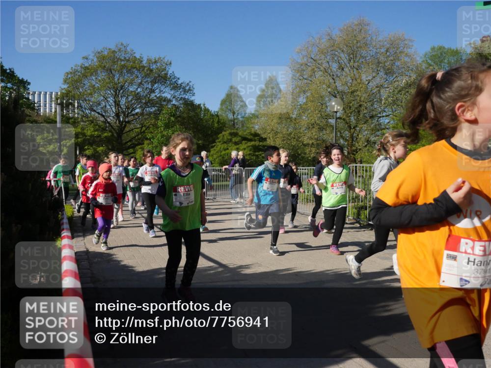 25.04.2025 - Das Zehntel Zöllner http://msf.ph/oto/7756941 26.04.2025 08:49:51 Laufen 3791 meine-sportfotos.de