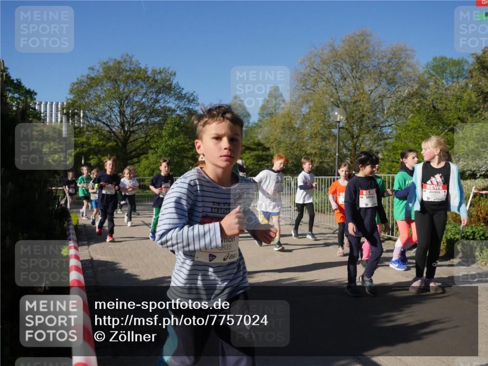 25.04.2025 - Das Zehntel Zöllner http://msf.ph/oto/7757024 26.04.2025 08:49:58 Laufen 835 meine-sportfotos.de