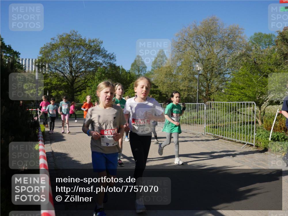 25.04.2025 - Das Zehntel Zöllner http://msf.ph/oto/7757070 26.04.2025 08:50:02 Laufen 213, 2128 meine-sportfotos.de