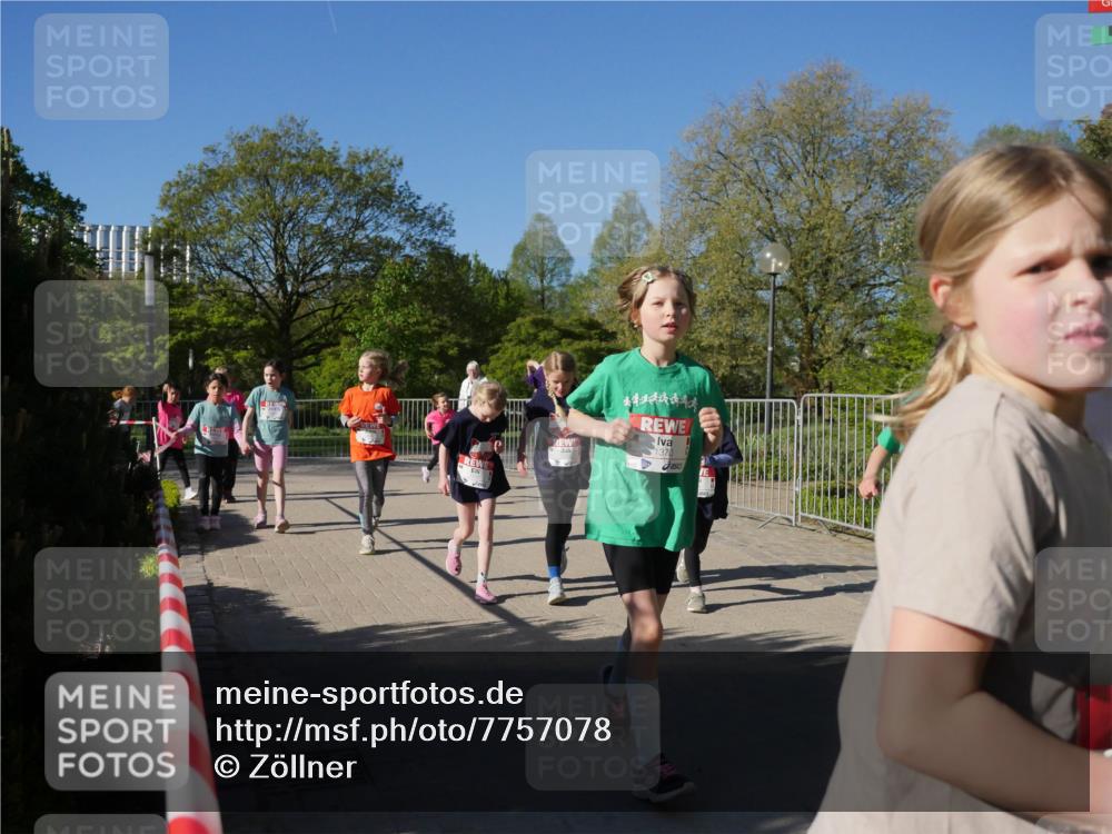 25.04.2025 - Das Zehntel Zöllner http://msf.ph/oto/7757078 26.04.2025 08:50:03 Laufen 1370 meine-sportfotos.de