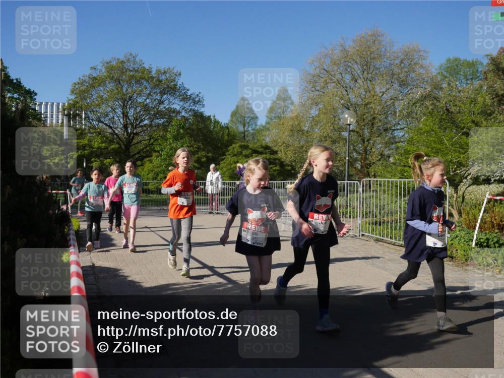 25.04.2025 - Das Zehntel Zöllner http://msf.ph/oto/7757088 26.04.2025 08:50:04 Laufen 2242 meine-sportfotos.de