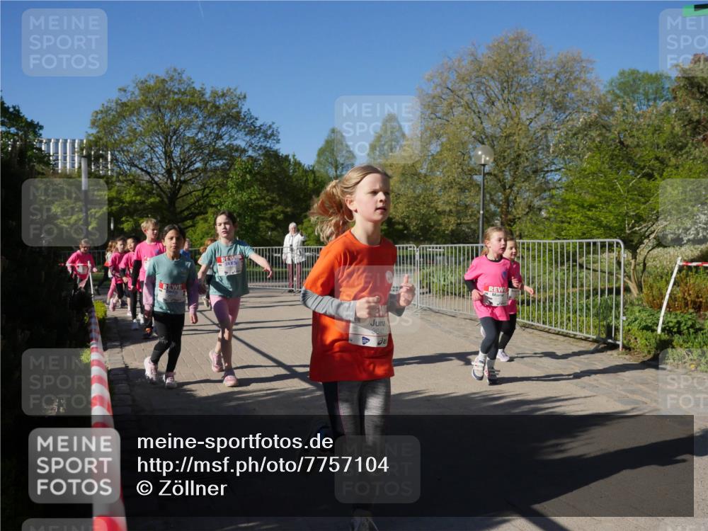 25.04.2025 - Das Zehntel Zöllner http://msf.ph/oto/7757104 26.04.2025 08:50:05 Laufen 3647 meine-sportfotos.de