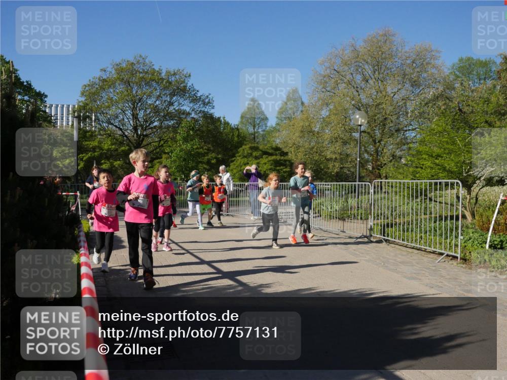 25.04.2025 - Das Zehntel Zöllner http://msf.ph/oto/7757131 26.04.2025 08:50:07 Laufen  meine-sportfotos.de