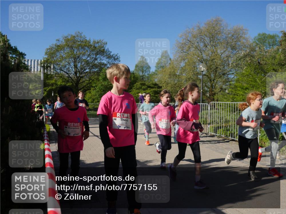 25.04.2025 - Das Zehntel Zöllner http://msf.ph/oto/7757155 26.04.2025 08:50:09 Laufen 3338, 3393 meine-sportfotos.de