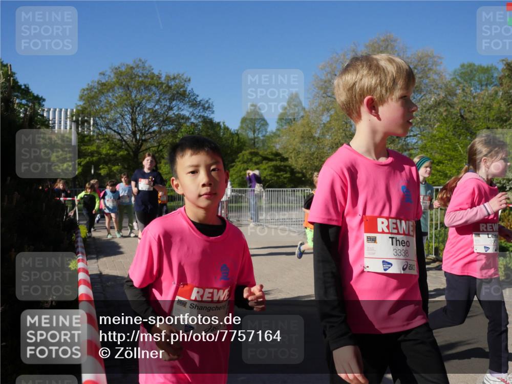 25.04.2025 - Das Zehntel Zöllner http://msf.ph/oto/7757164 26.04.2025 08:50:10 Laufen 3393, 3393, 3338, 332 meine-sportfotos.de