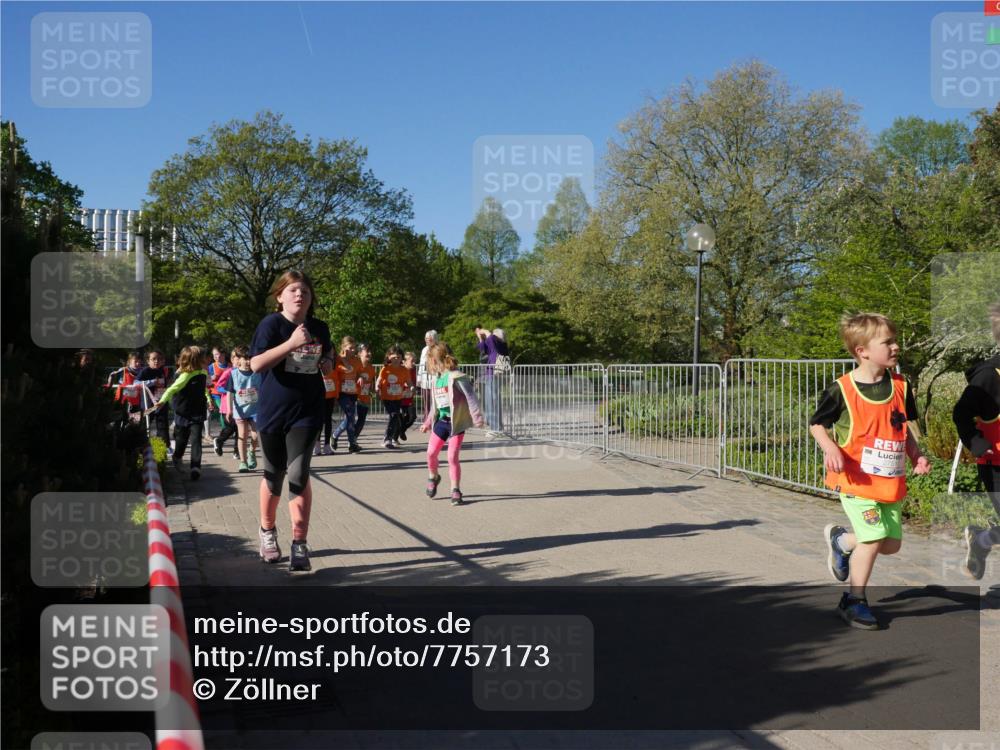 25.04.2025 - Das Zehntel Zöllner http://msf.ph/oto/7757173 26.04.2025 08:50:11 Laufen  meine-sportfotos.de