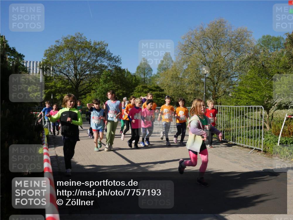 25.04.2025 - Das Zehntel Zöllner http://msf.ph/oto/7757193 26.04.2025 08:50:13 Laufen  meine-sportfotos.de